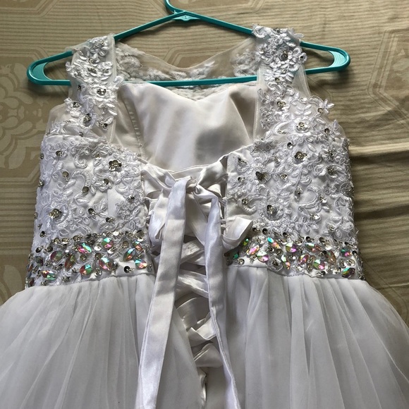 Glam white dress - Picture 2 of 3